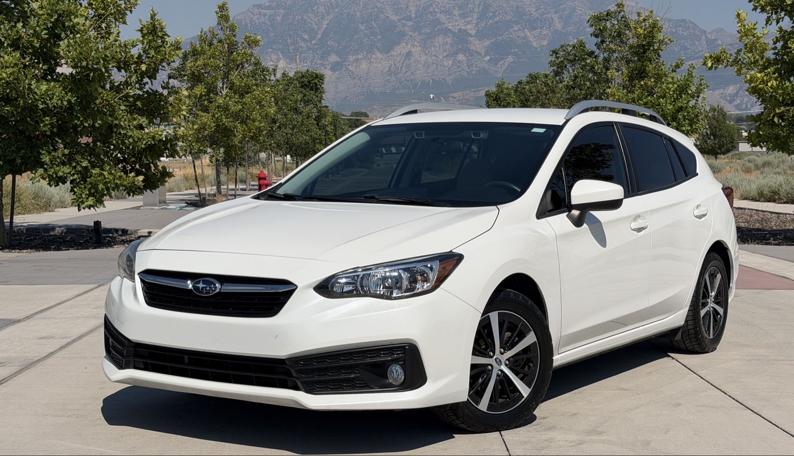 2022 Subaru Impreza Premium — rebuilt & branded title, 25% below market