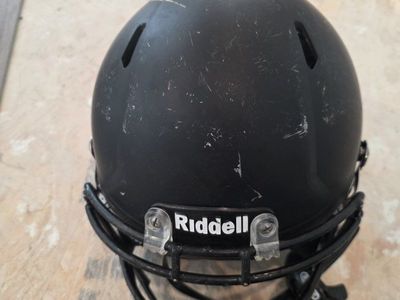 Football Hemet or Pads