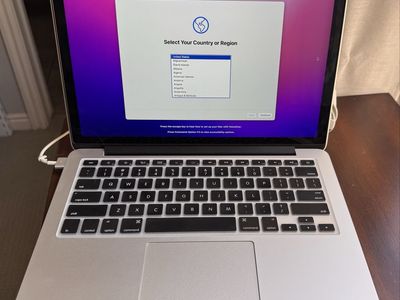 Apple MacBook Pro 13" Laptop with Charger and Targus Carrying Case