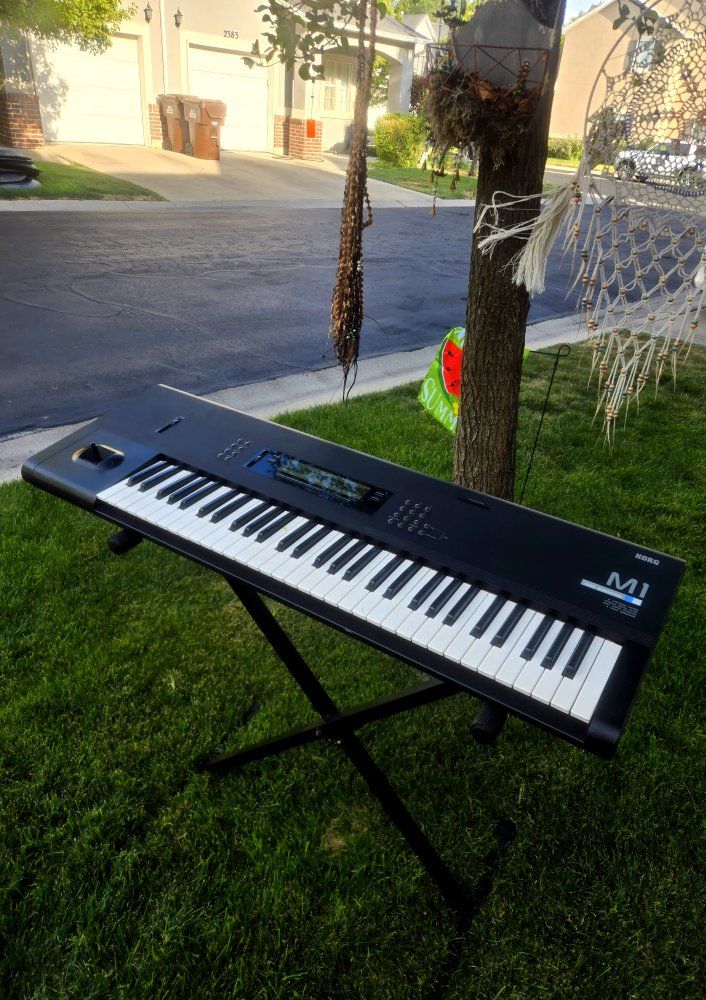Korg M1 Keyboard Synthesizer Workstation - Vintage Music Instrument