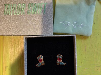 Taylor Swift The Eras Tour Cowboy Boot Earrings & Bracelet Set