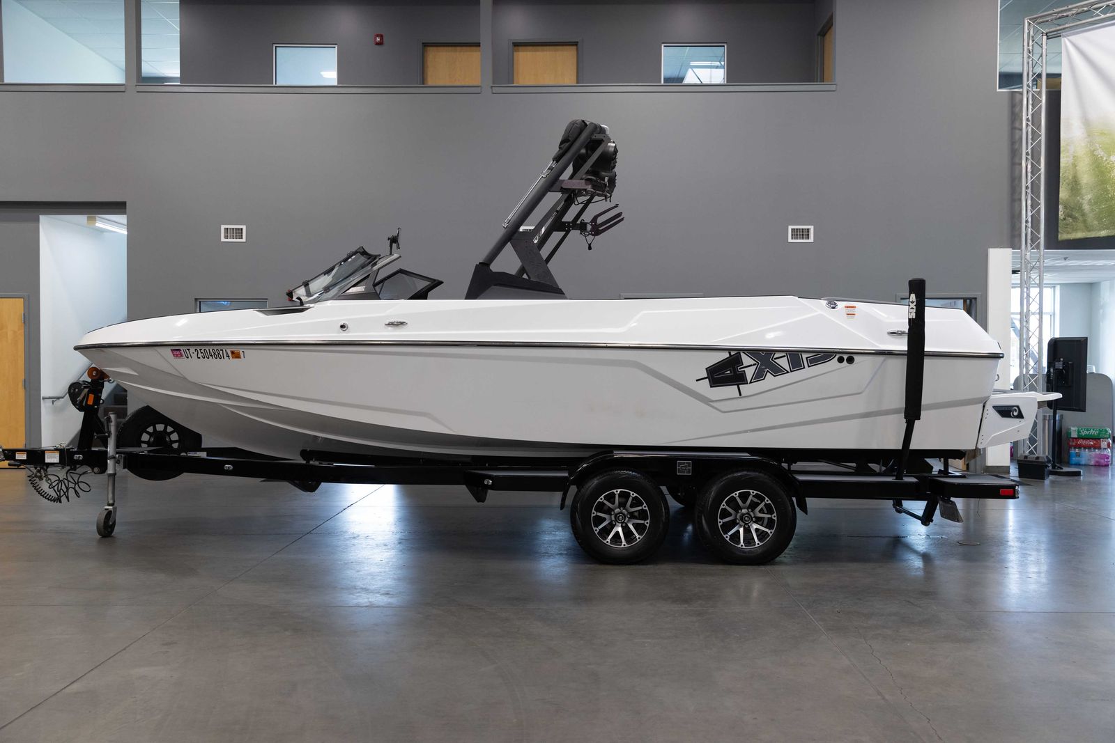 2022 Axis T23 Boats