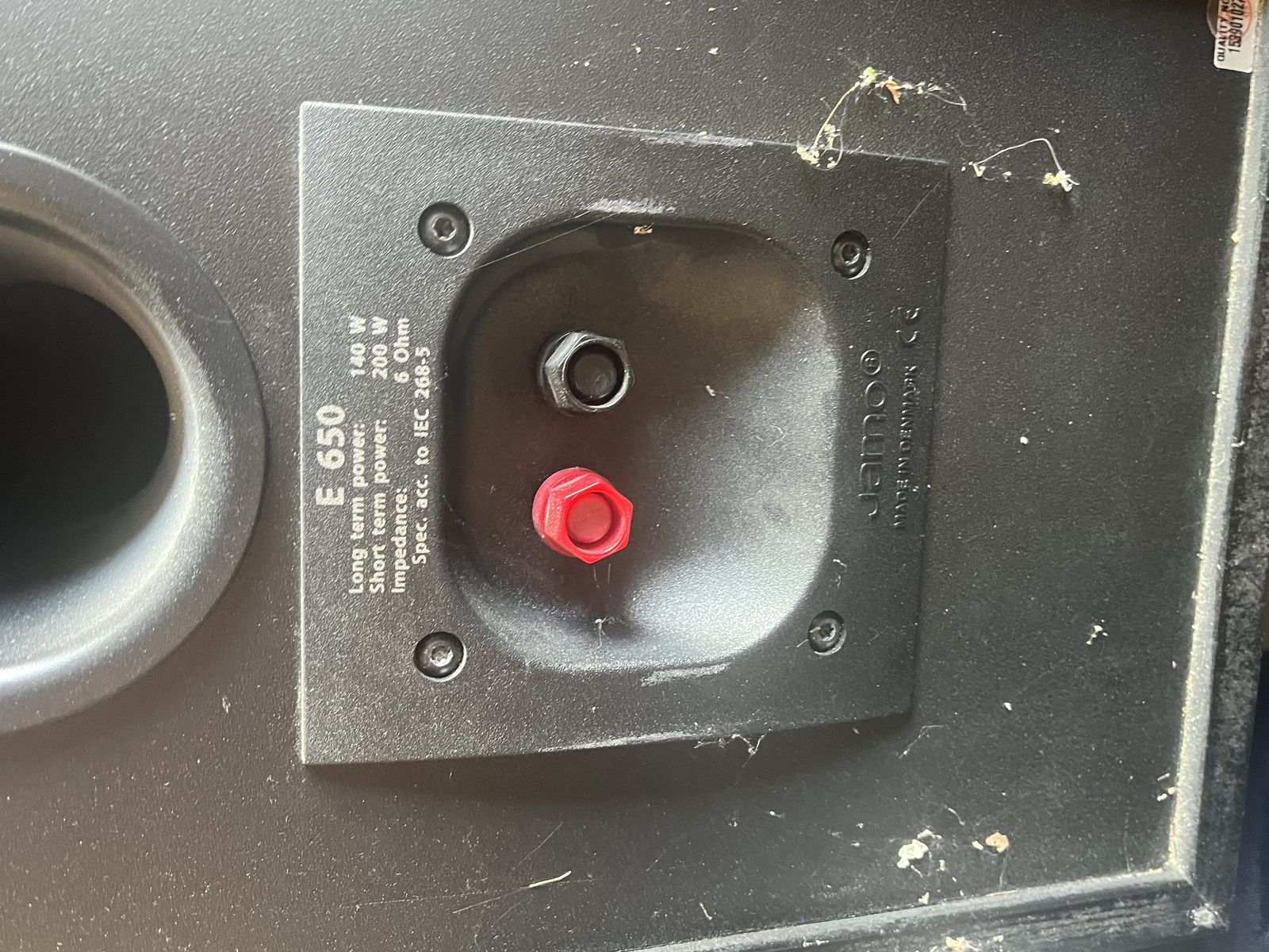 Main image 4