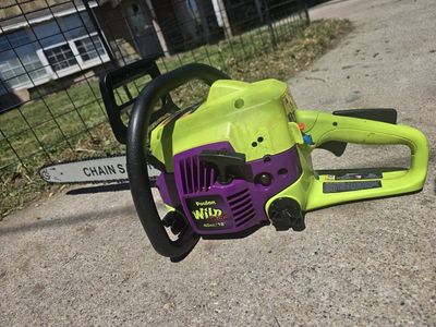 Poulan Pro Wild Thing chainsaw