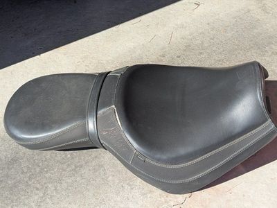 Seat - 2015 Triumph Rocket III Touring