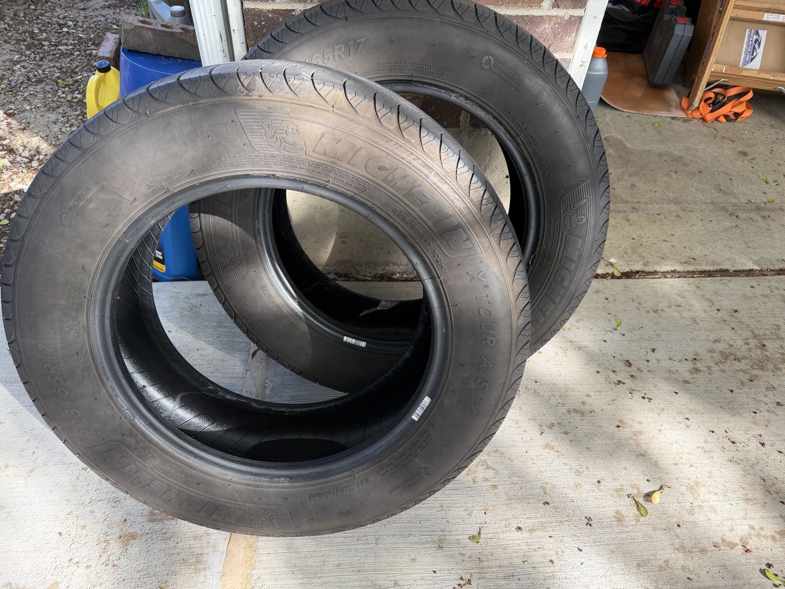 2x Michelin X Tour A/S 225/65R17