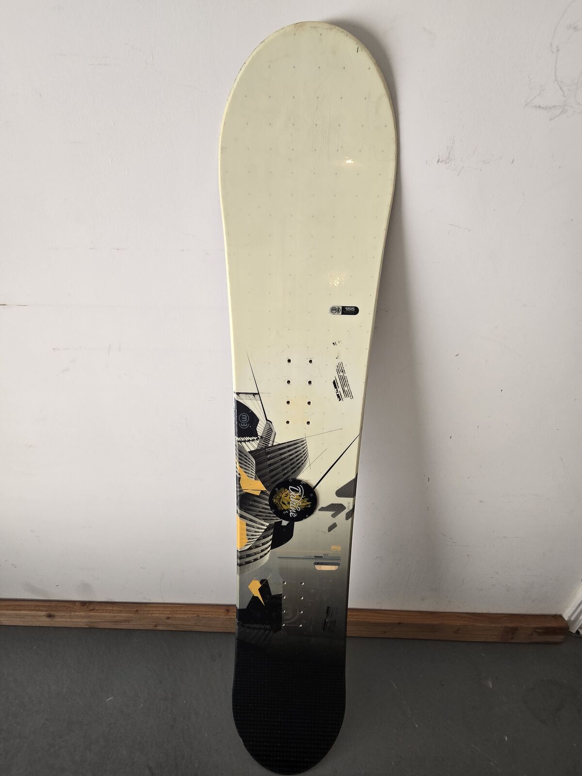 M3 Launch 155 Snowboard, DaKine Stomper