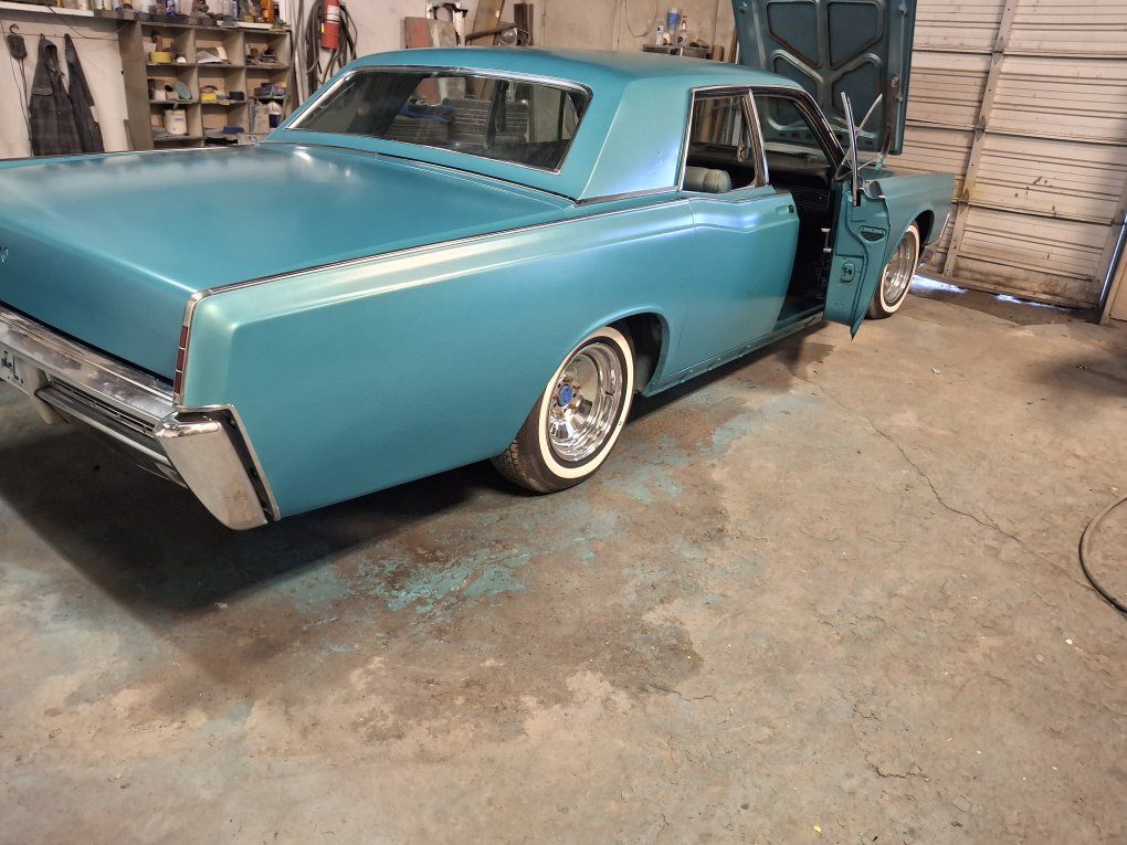 1967 Lincoln Continental 