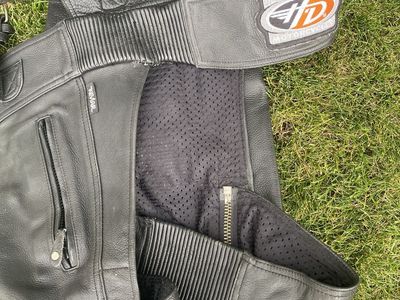 XL Black Leather Motorcycle Chaps with Kevlar