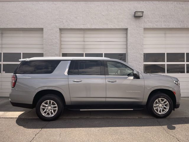 2024 Chevrolet Suburban LT