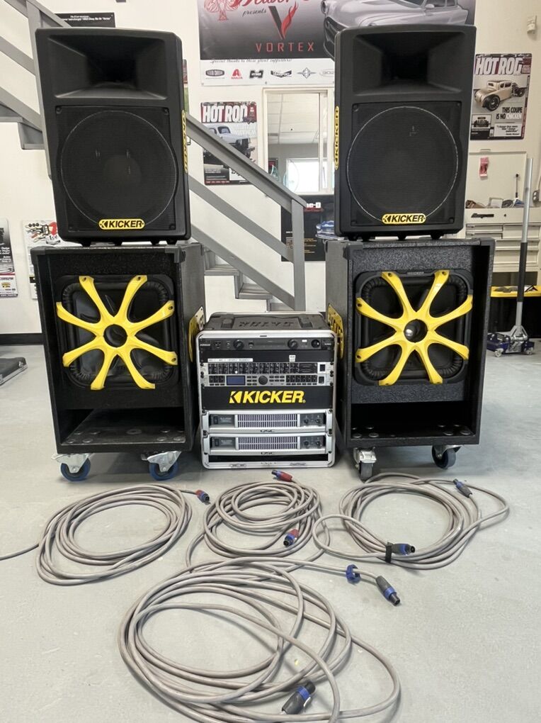 New Kicker 15” Sub System Good Offer/trade