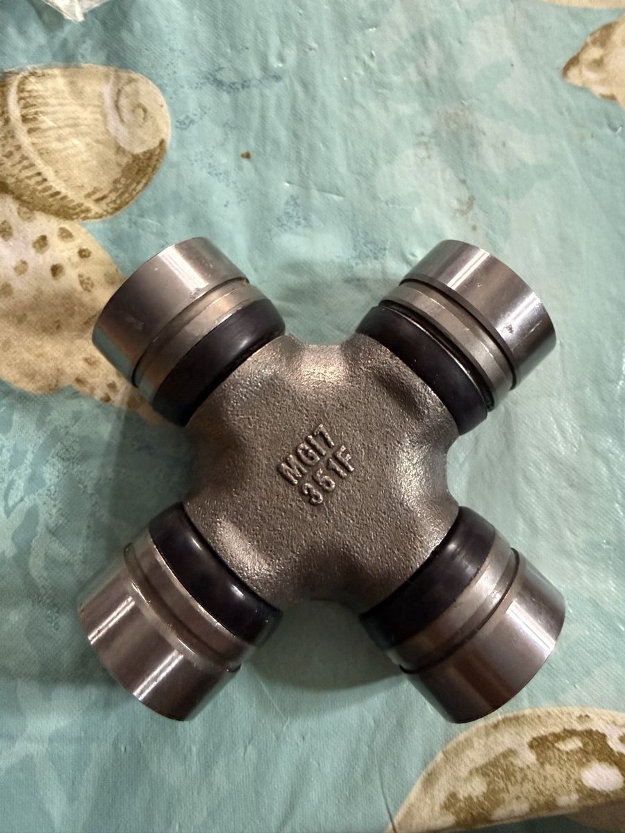 MGI 374 Universal Joint (U-Joint) Auto Part