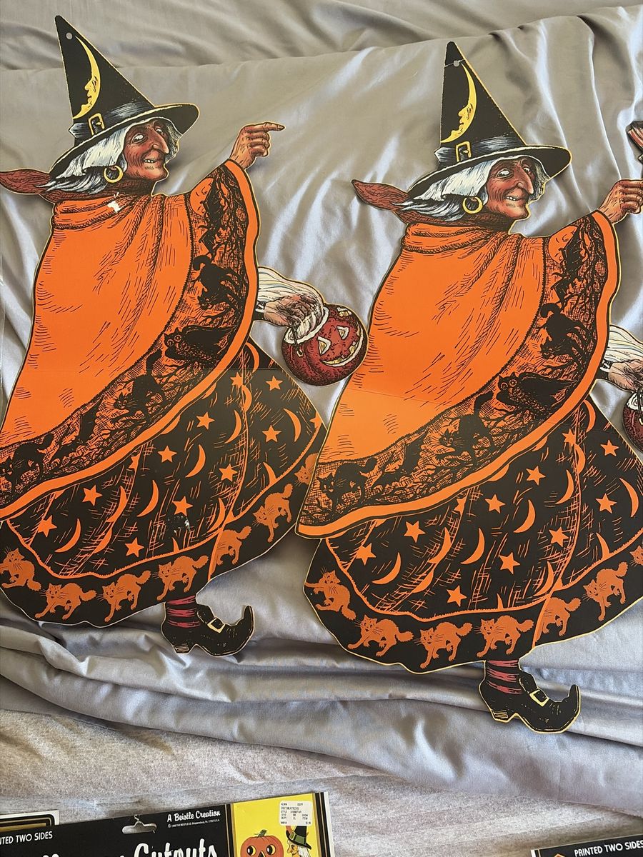 Main image 3