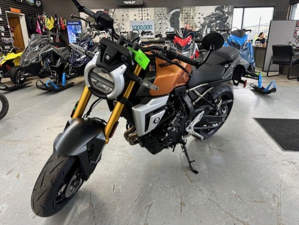 2026 Suzuki GSX-8T