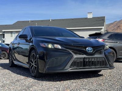 2023 Toyota Camry Hybrid SE