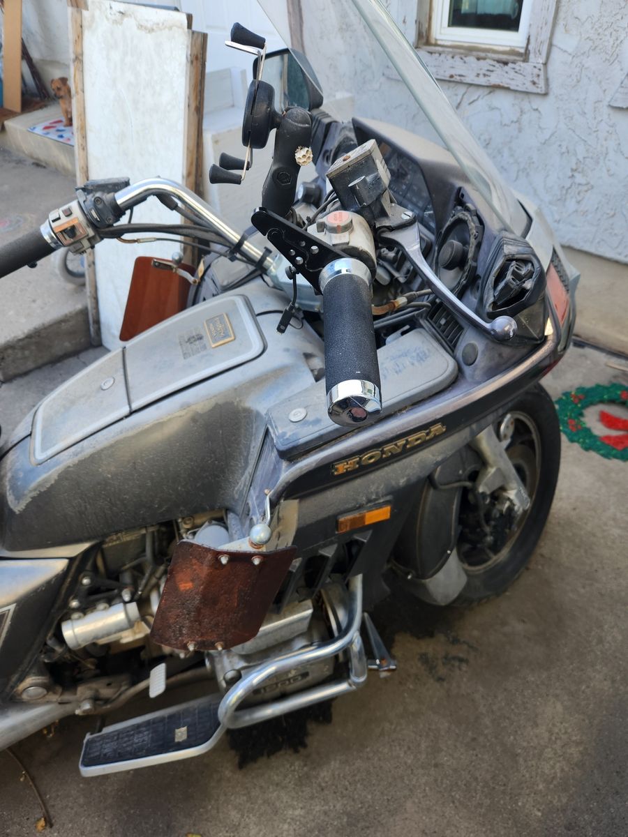 87 Honda Goldwing GL1200