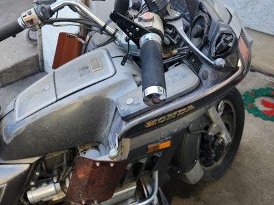 87 Honda Goldwing GL1200