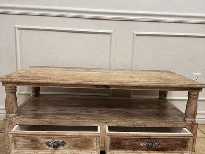 Farmhouse Shabby Chic Coffee Table