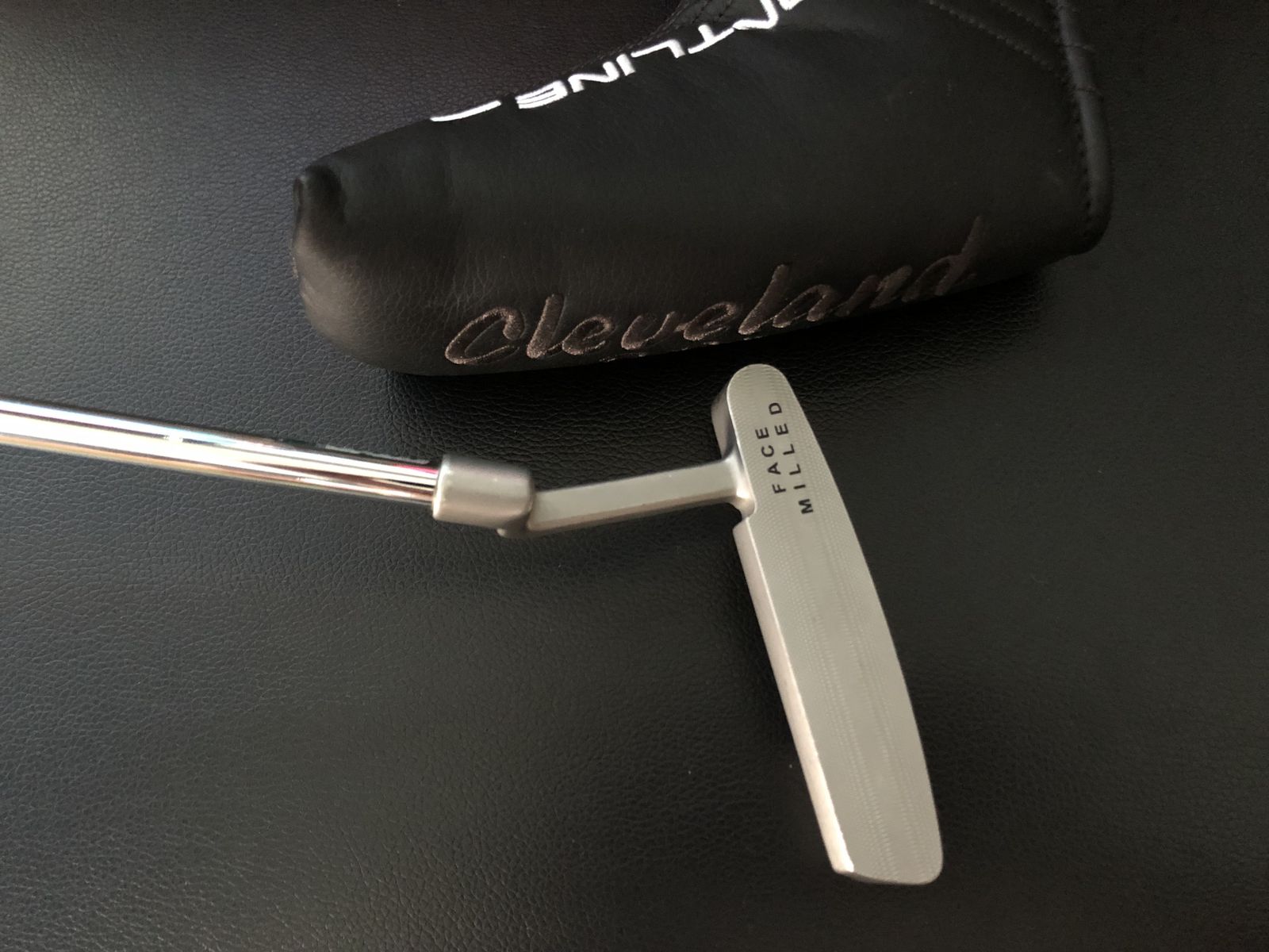 34.5 inch Cleveland Classic HB 1 Milled Face Putter 