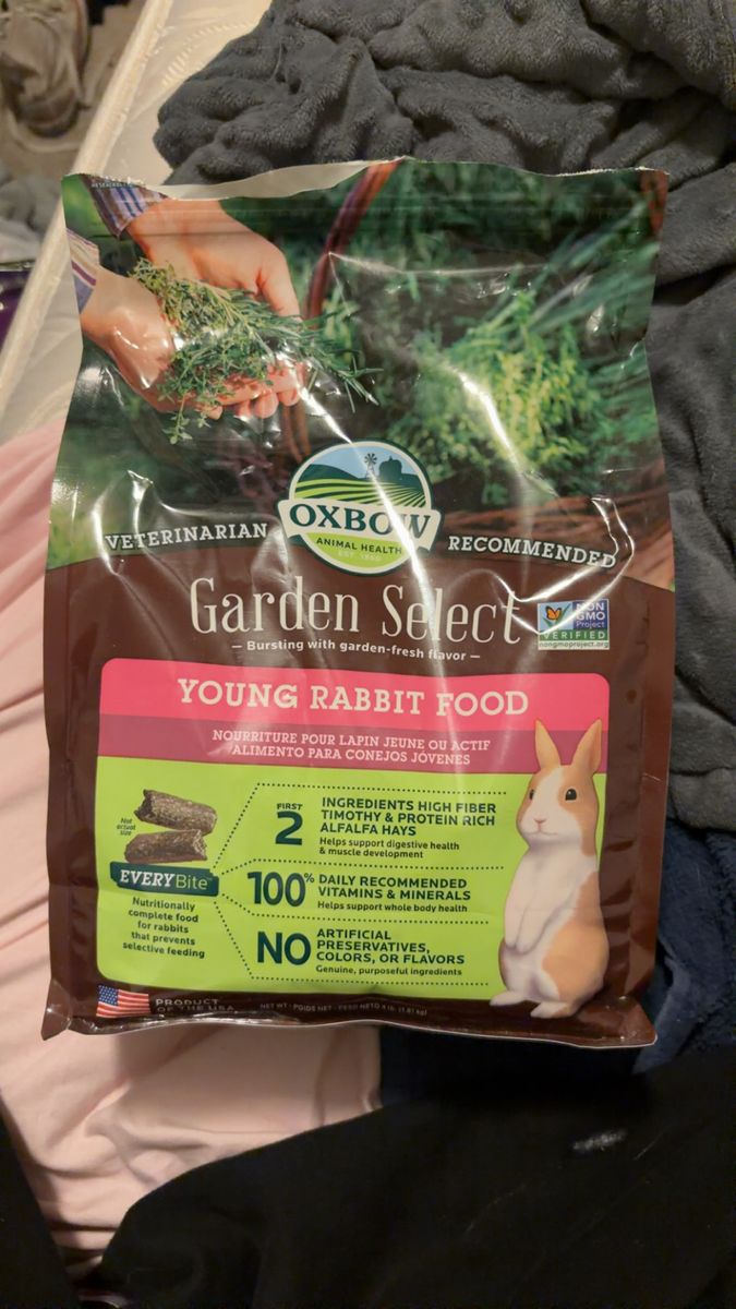Oxbow Garden Select Young Rabbit Food - 4 lb Bag - Timothy Hay & Alfalfa for Optimal Growth