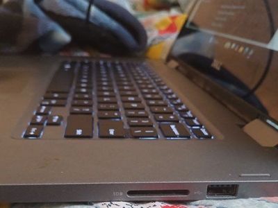 Dell Inspiron 5579 15.6" touchscreen 16gb Ram