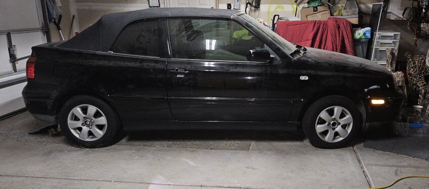 2001 Volkswagen Cabrio 