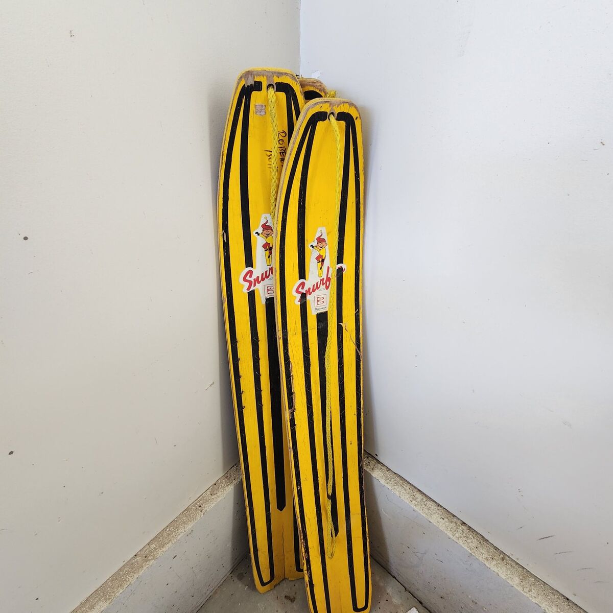 Surfer Snowboards-Vintage