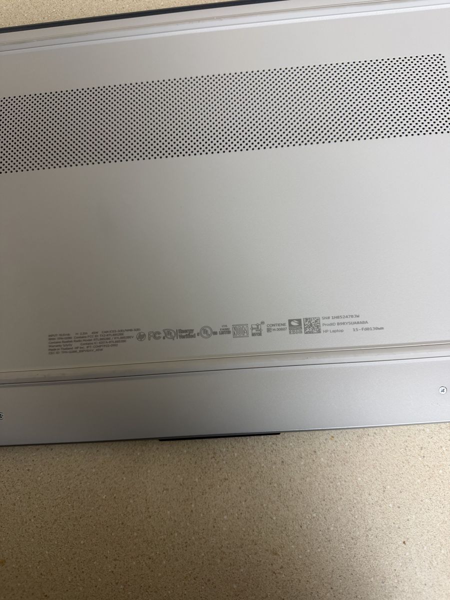 HP Laptop 15-fd0130wm - 15.6" - Intel Core i3-N305 - 16GB RAM