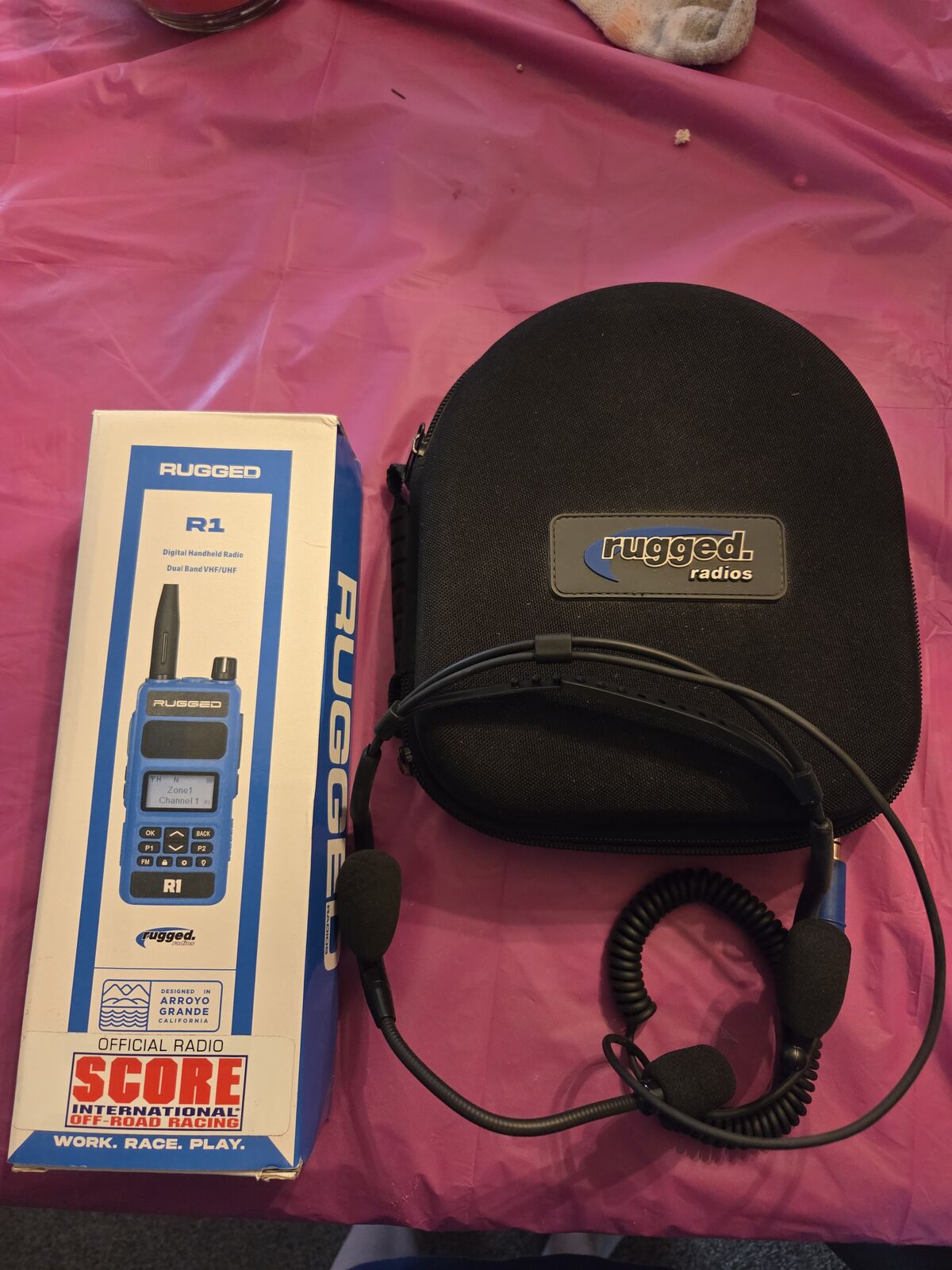 Brand new rugged radio r1 2way handheld walkie talkie and headset with case