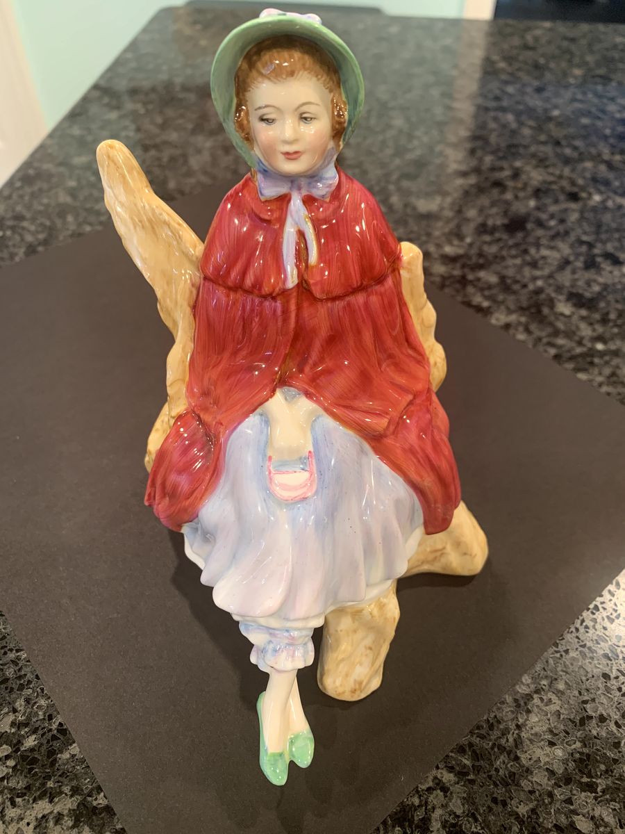 Vintage Pristine Royal Doulton "Sally" HN 2741 – Signed & Retired (1987-1991)