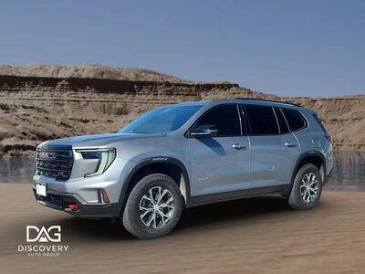 2024 GMC Acadia AT4