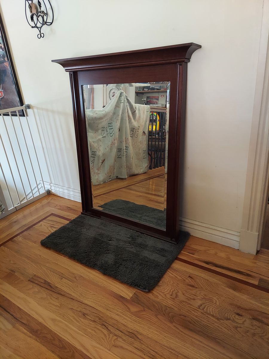 FRAMED BEVELED MIRROR