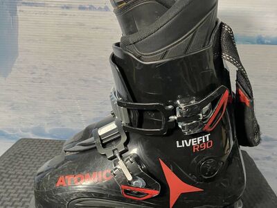 Used Atomic Livefit R90 Ski Boot - 28.5MP