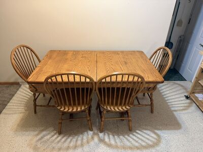 Solid Oak Extendable Dining Table + 6 Chairs
