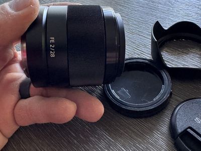 Sony FE 28mm F2