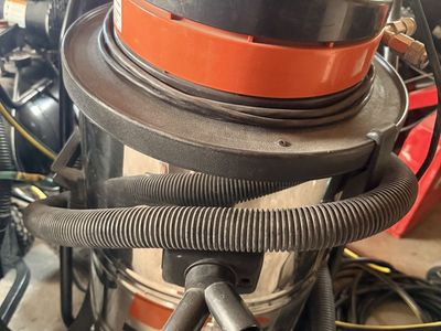 DYNABRADE Industrial Wet/Dry Vacuum - Heavy-Duty Shop Vac