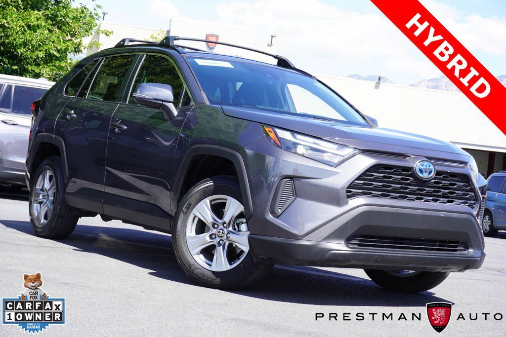 2024 Toyota RAV4 XLE