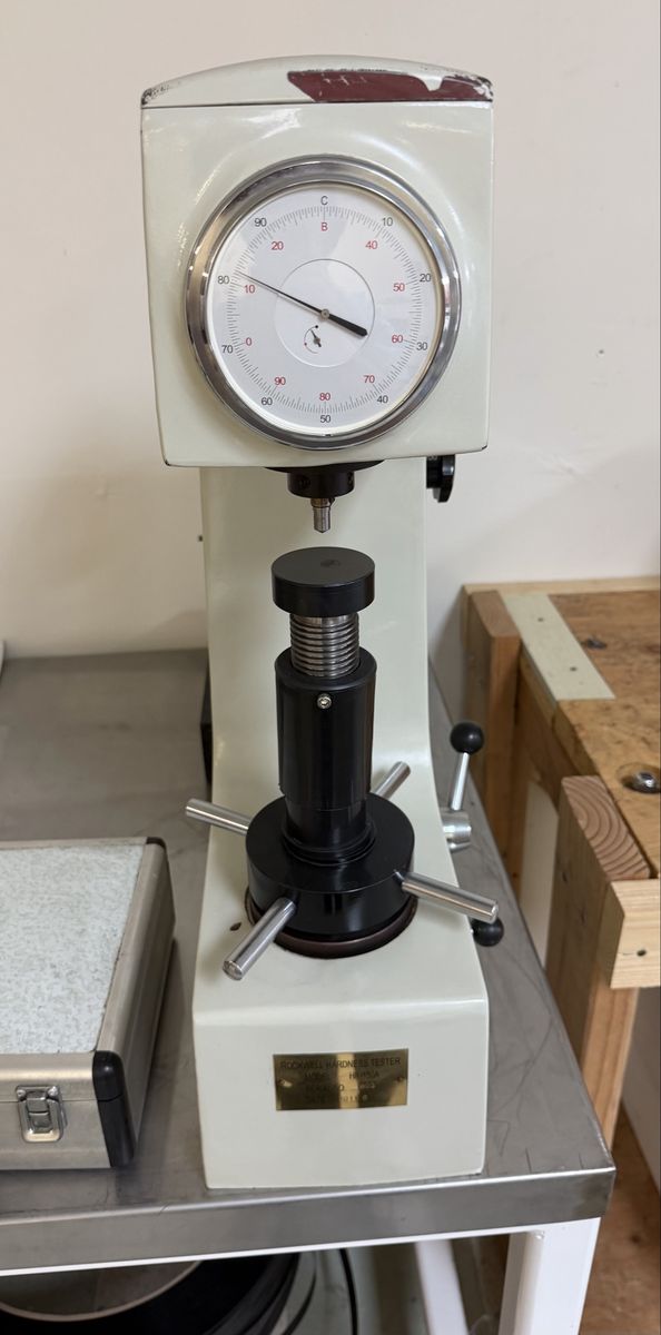 Rockwell Hardness Tester Industrial Metal Testing Equipment
