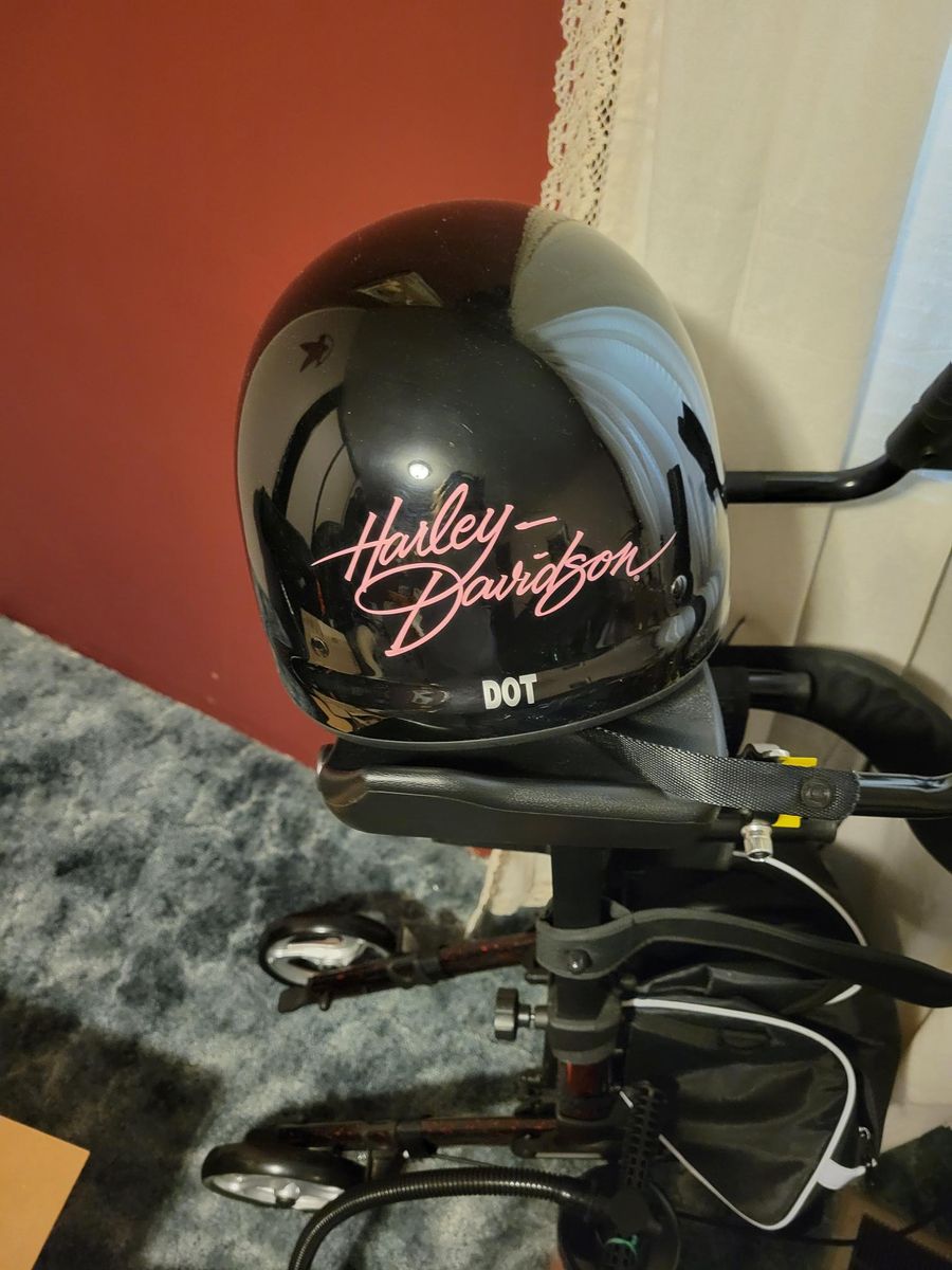 Women's HD Helmet