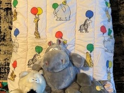 Vintage (1980s) Sandra Boynton Crib Comforter