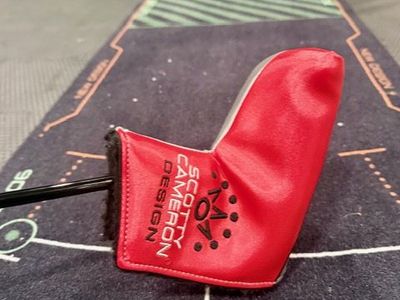 Scotty Cameron Studio Style Fastback OC 37” – RH