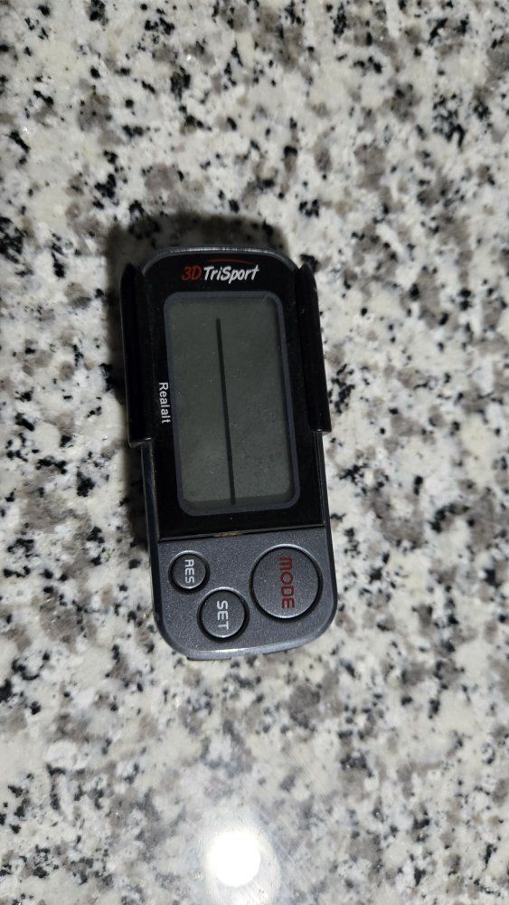 3D TriSport Realalt Pedometer Step Tracker - Fitness Activity Monitor