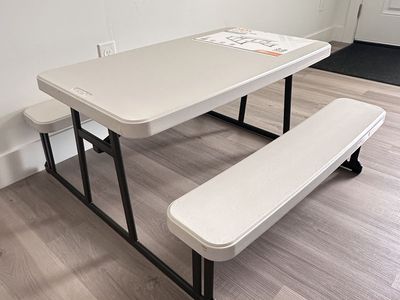 Kids Table