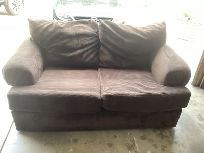 Beautiful and comfortable loveseat
