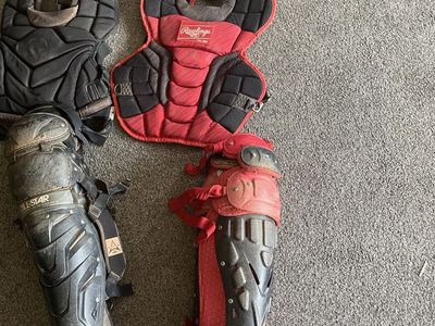 Rawlings & All-Star Baseball/Softball Catcher's Gear Set - Chest Protector, Leg Guards, Helmet