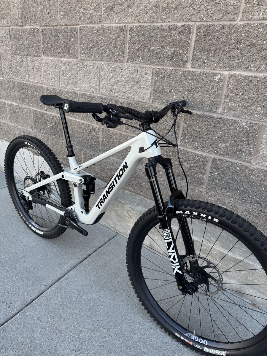 Transition Sentinel Carbon XT Medium