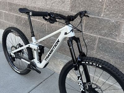 Transition Sentinel Carbon XT Medium