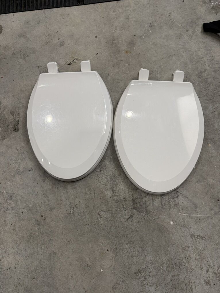 Soft Close Toilet Seats