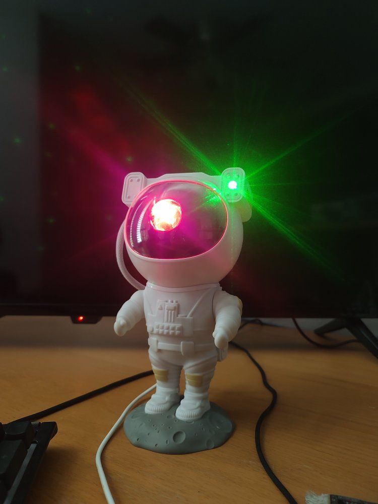 Astronaut Star/Nebula Night Light Lamp with Remote