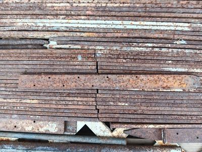 37 18 INCH STEEL STAKES